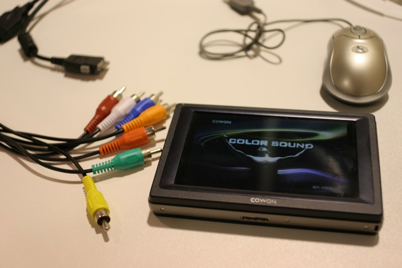Illustration for article titled Stylus-On With The Cowon Q5 (Verdict: Not Good at All)